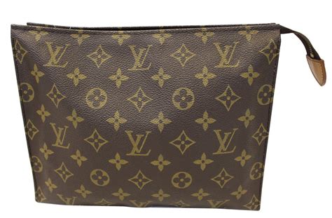 lv toilette 26|LOUIS VUITTON Monogram Poche Toilette 26 .